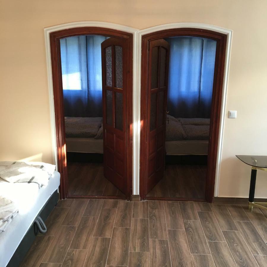 Stella Apartman Debrecen Exterior foto